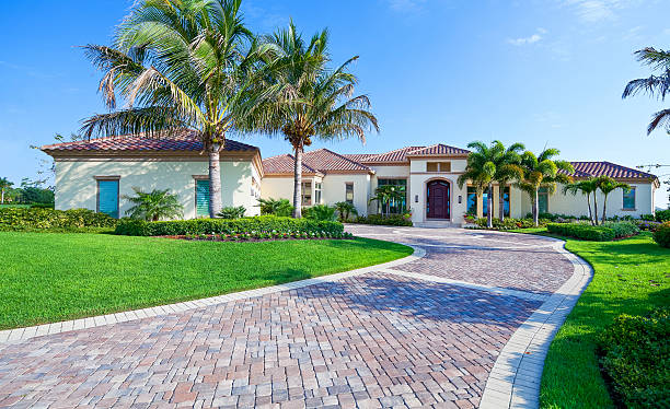 Best Local Driveway Pavers  in Grandyle Village, NY