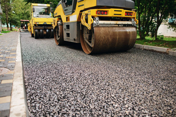 Best Professional Driveway Pavers  in Grandyle Village, NY